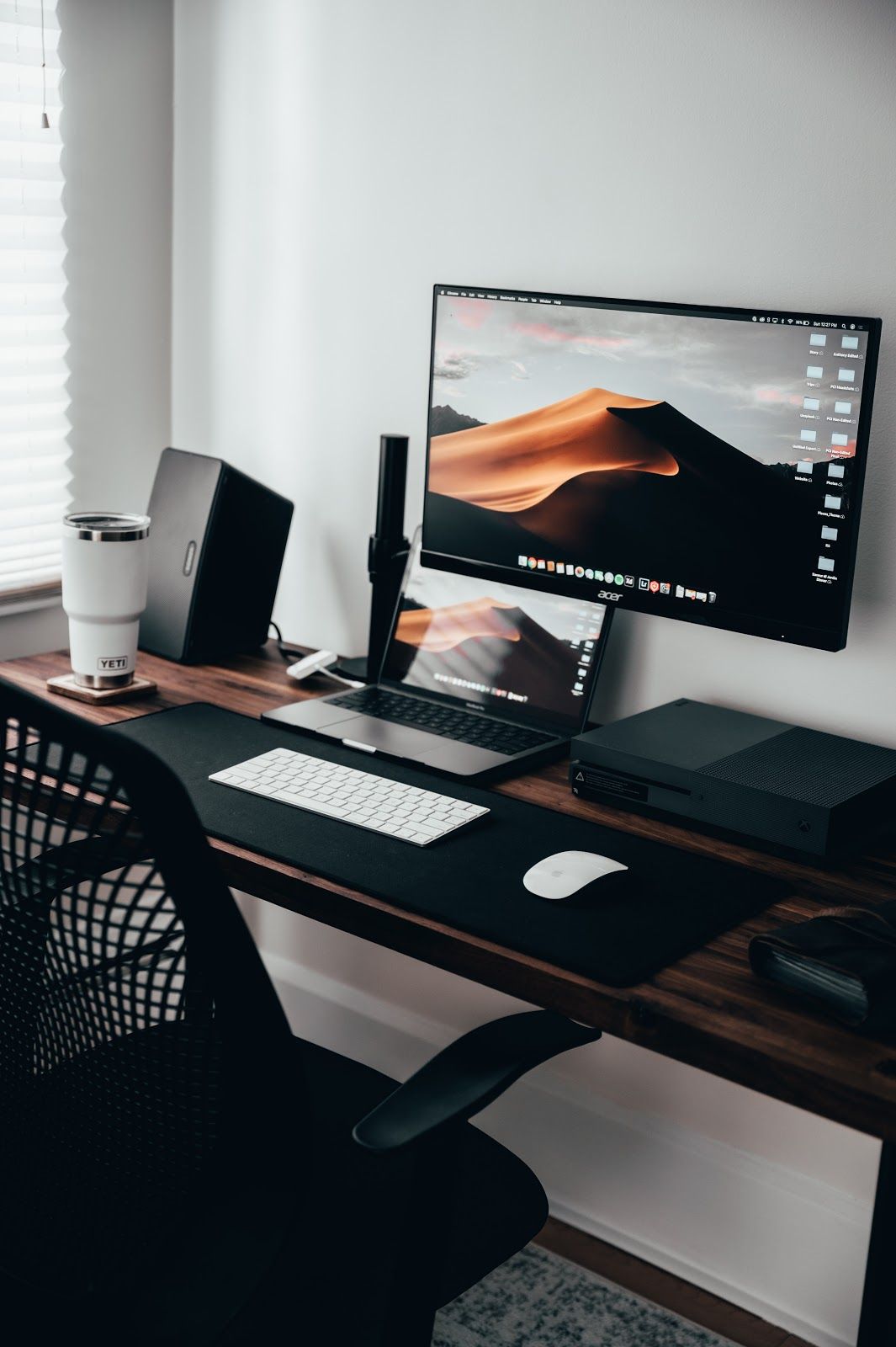 Better Office Desk for Increased Productivity