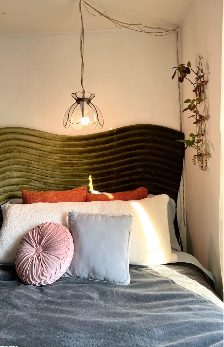 Use Of The Headboards to Enhance Your Bedroom Décor