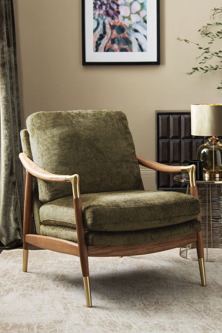 Living Room Chairs: Choosing the Perfect Seat for Your Space