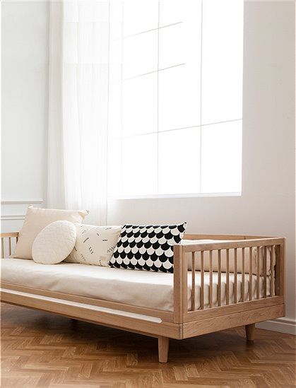 Wooden Daybed - The Perfect Addition to Your Home