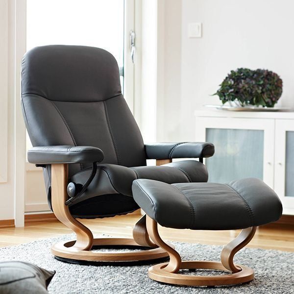 Small Recliner Chairs Perfect for Cozy Spaces