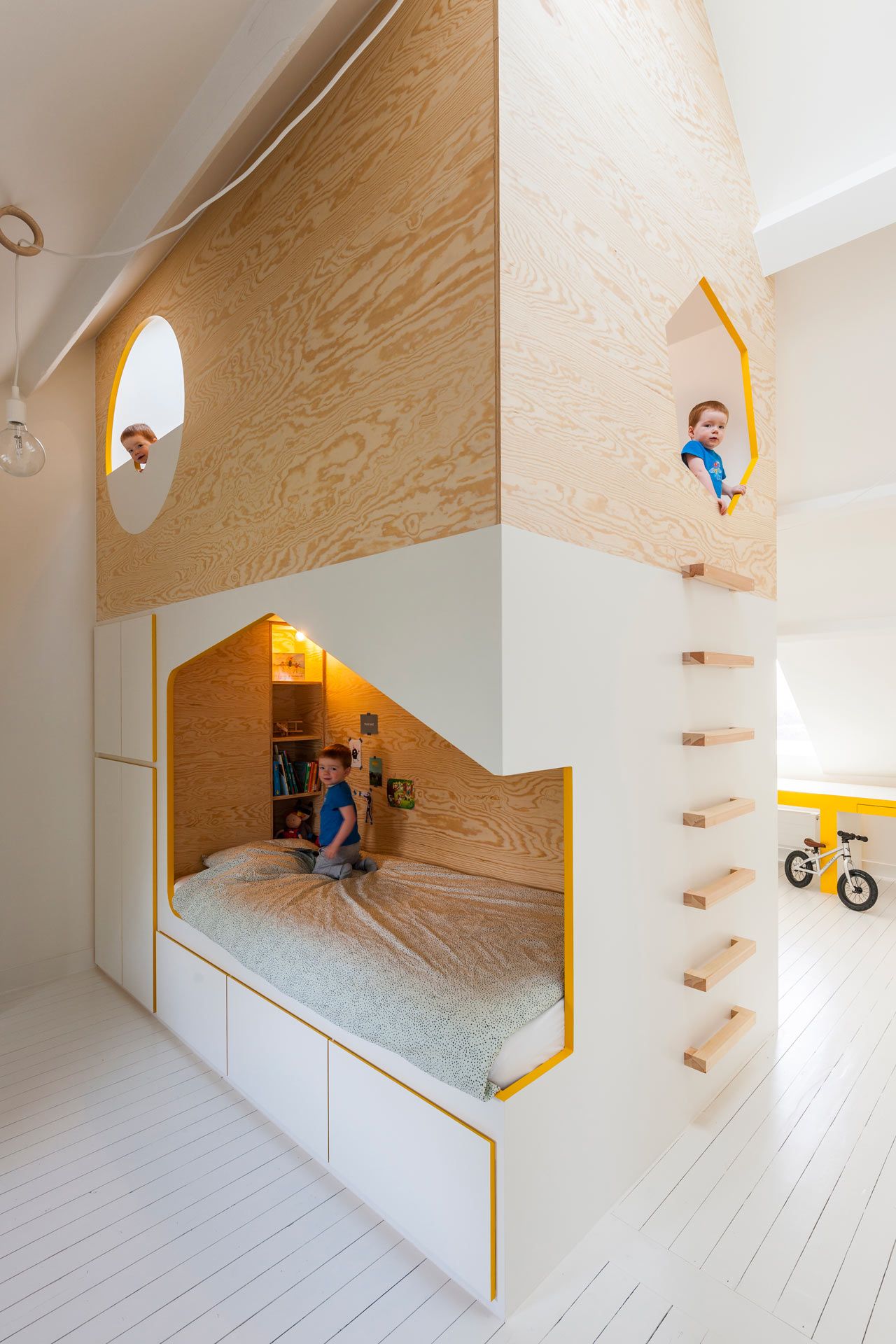 Kids Loft Beds the Ultimate Space Saving Solution