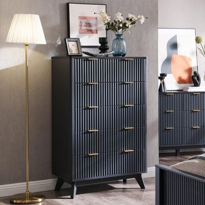 Bedroom Chest Drawers: Tips for Organizing and Maximizing Space