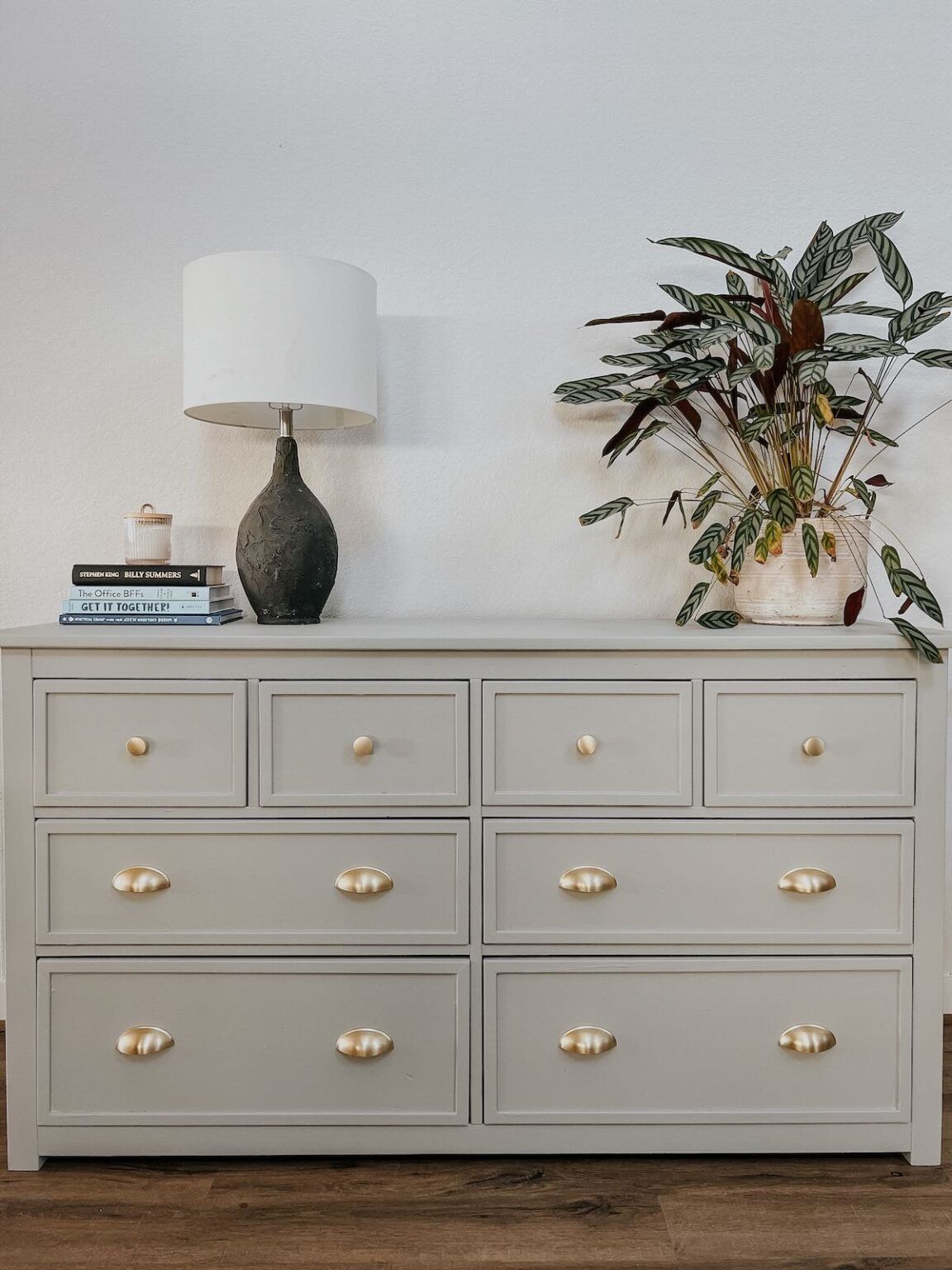 Bedroom Dressers: A Complete Guide for Your Bedroom Storage