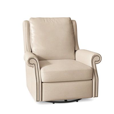 Black Leather Recliner - The Perfect Addition to Your Living Room