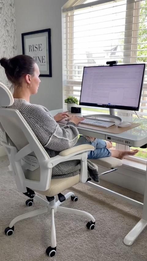 Home Office Computer Desks for Productivity and Comfort