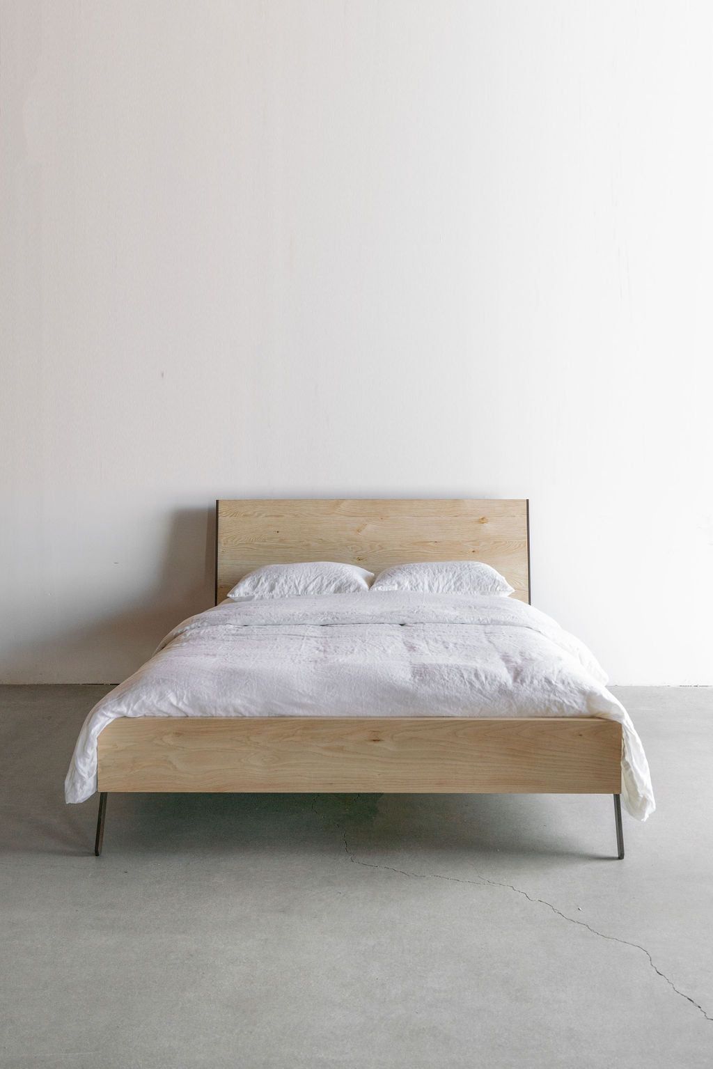 Contemporary California King Bed: The Ultimate Guide for Modern Bedroom Style