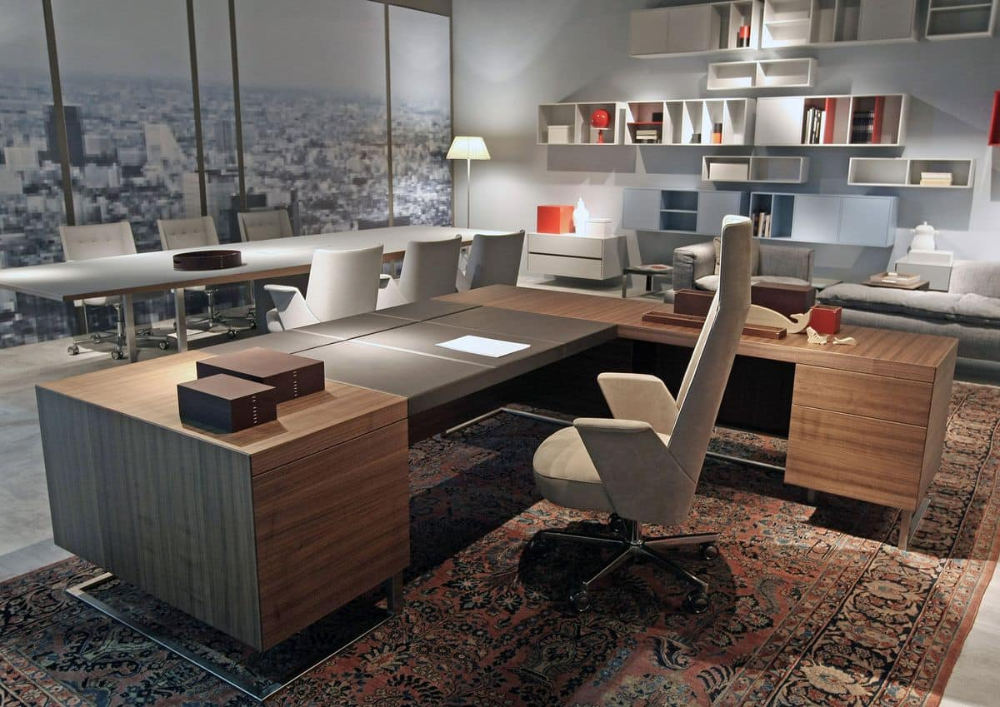 Large Office Desk Options for Comfort and Productivity