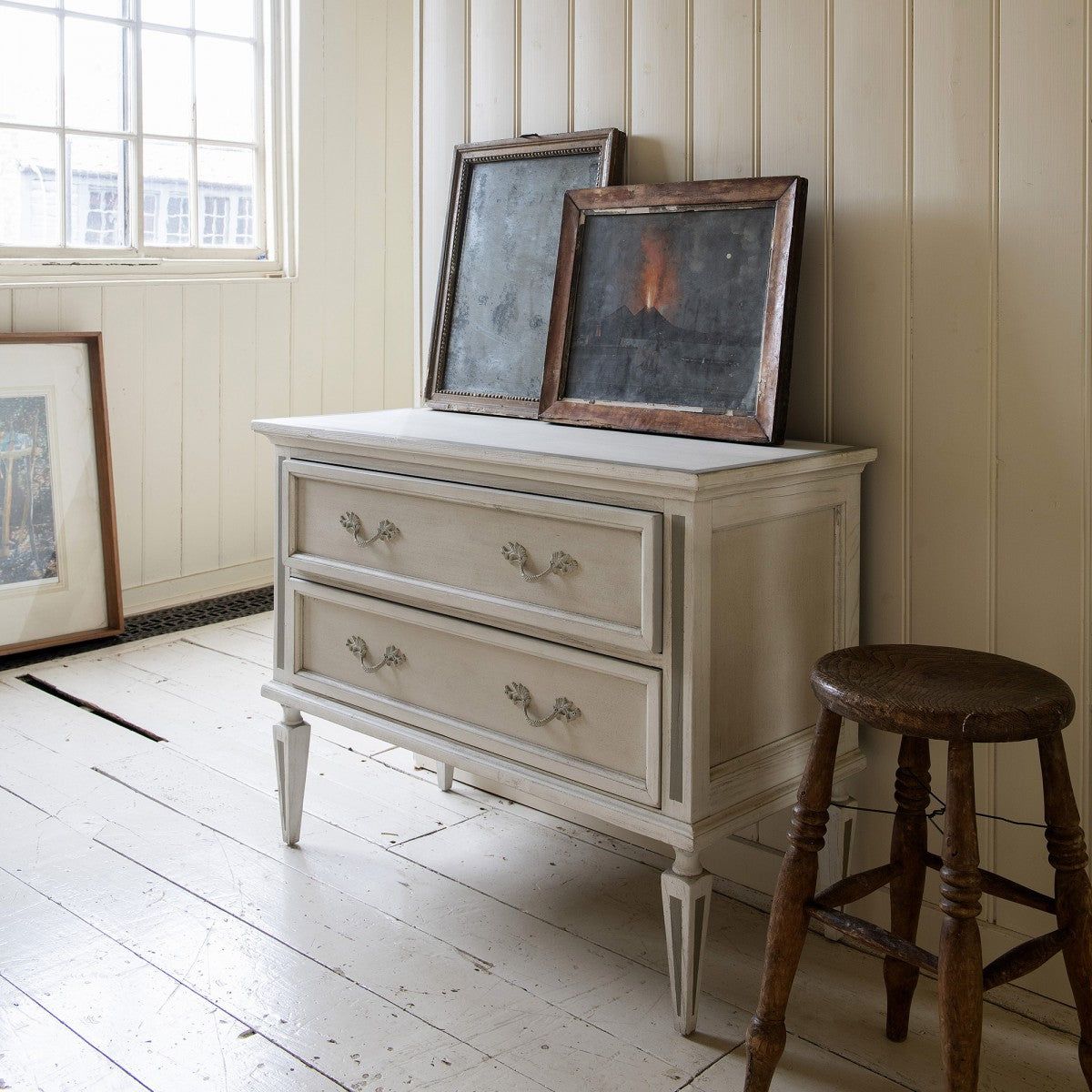 Pine Chest Of Drawers: The Perfect Storage Solution