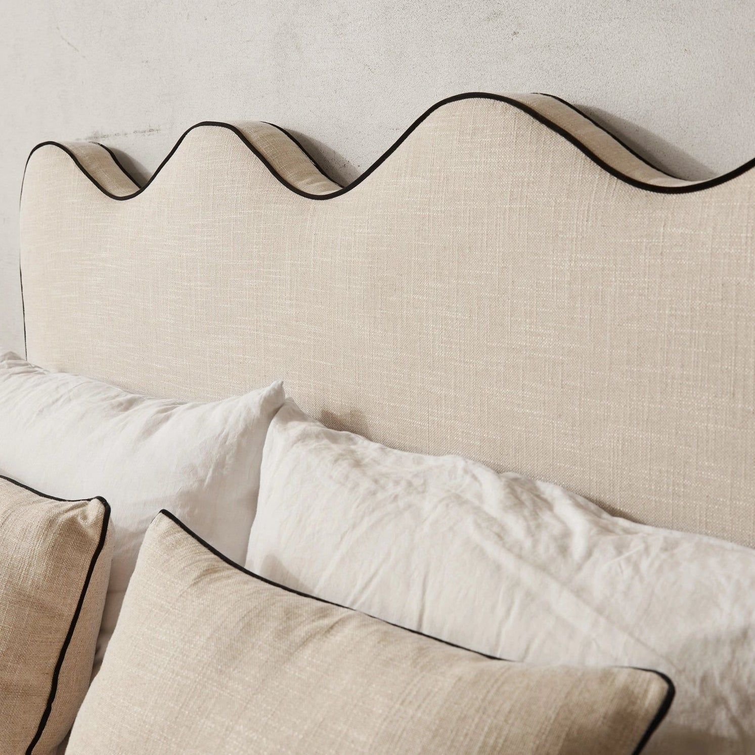 Upholstered Queen Headboard - The Perfect Addition to Your Bedroom