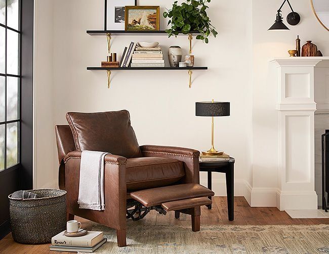 Small Leather Recliners: Enhancing Comfort and Style in Tight Spaces