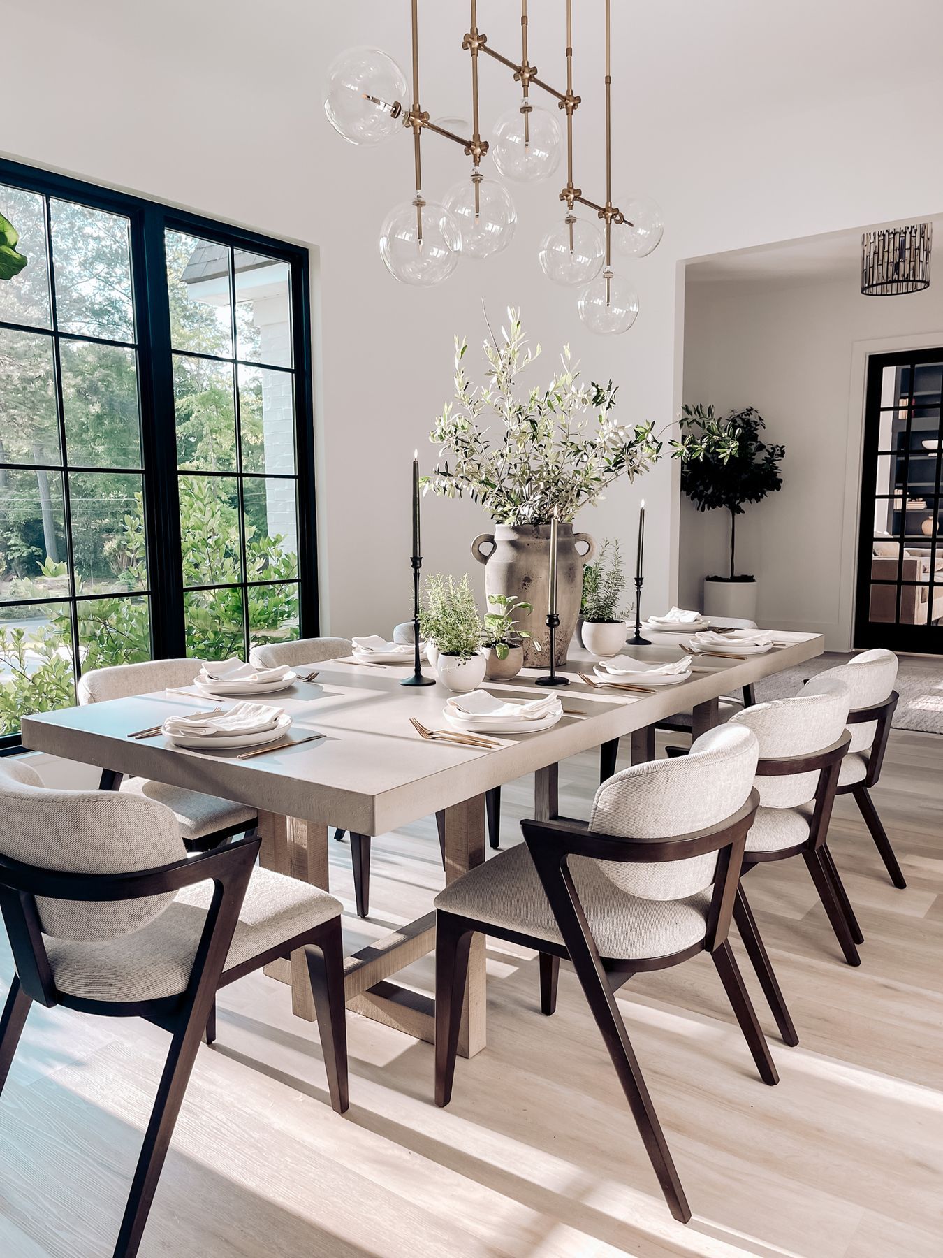 Dining Room Chairs How to Choose the Perfect Seating Solution