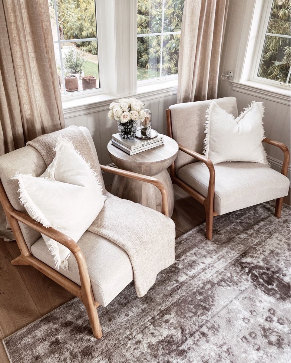 Sitting Room Chairs The Perfect Accent For Your Living Space